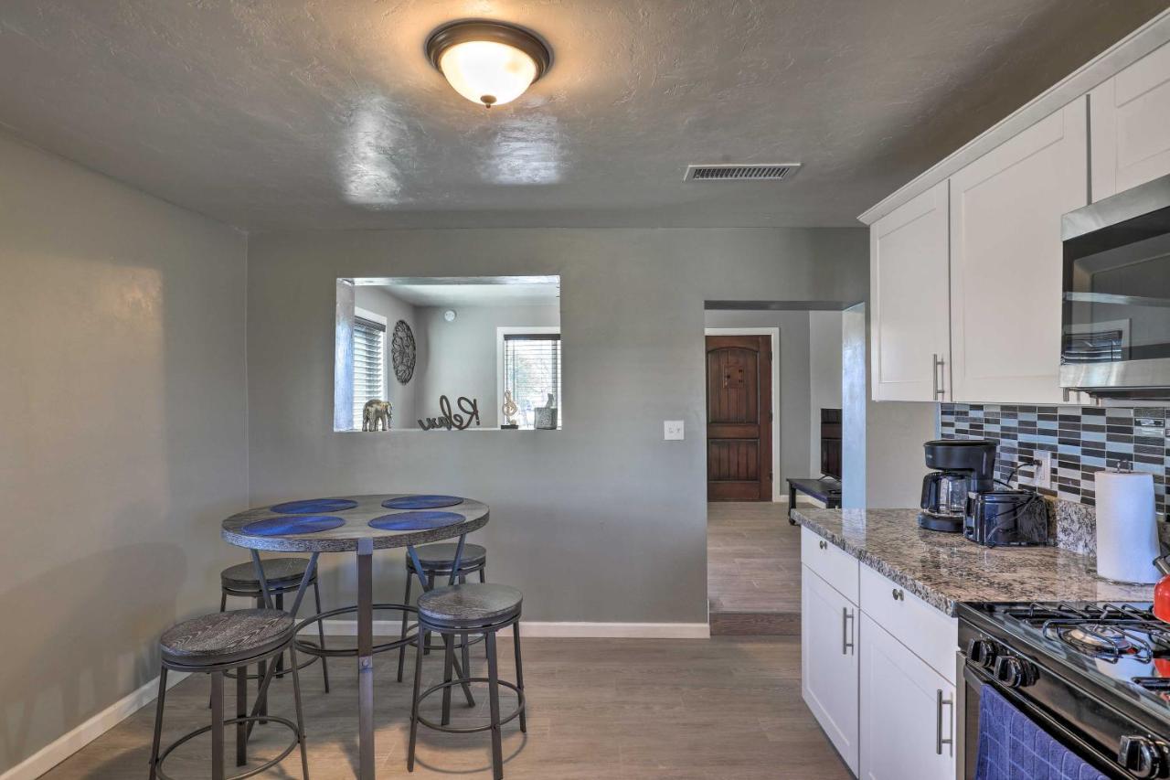 Bright Tucson Home With Patio - 2 Mi To U Of A! Exteriör bild